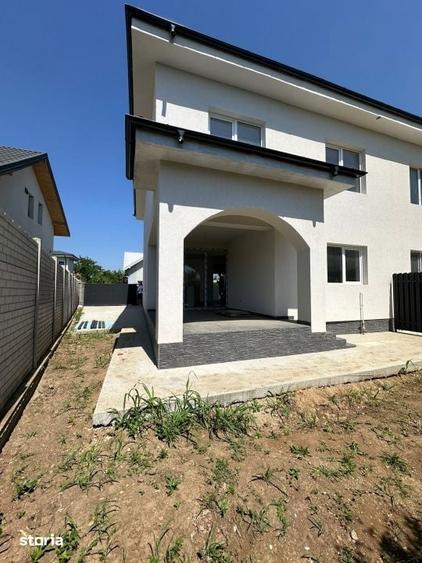 Casă cu 4 camere cu Teren 250 Mp în Central