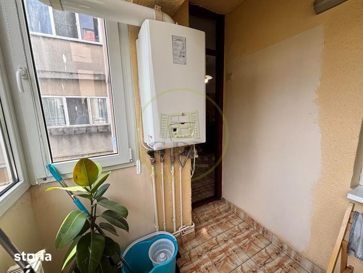 Apartament cu 3 camere decomandat în George Enescu