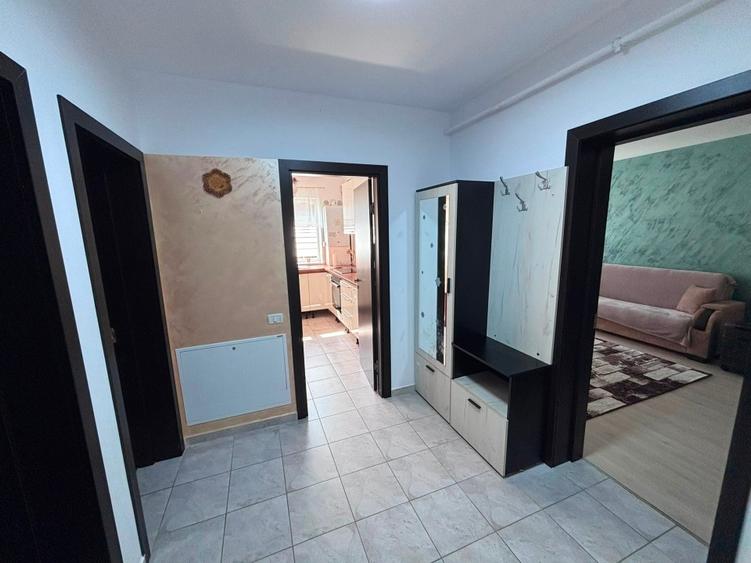 Apartament cu 2 camere decomandat, mobilat în Sânpetru