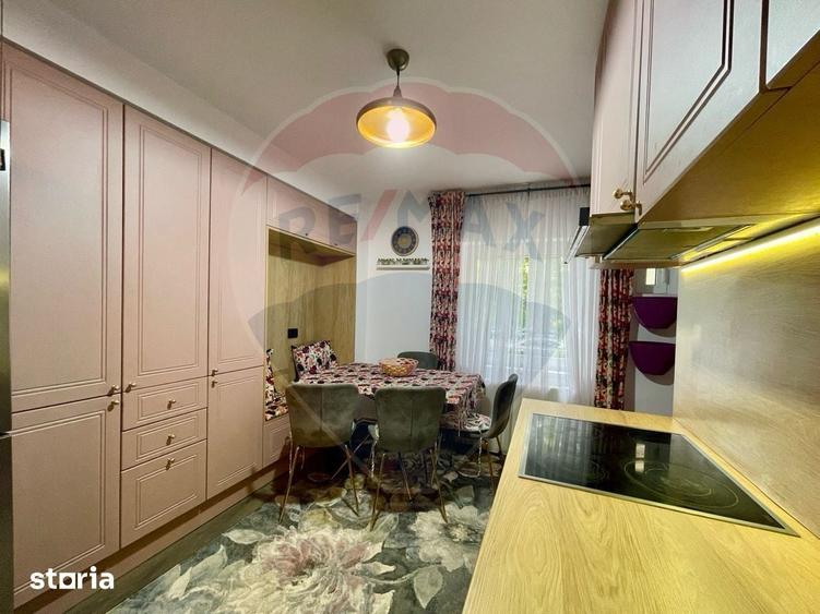 Apartament cu 4 camere decomandat în Dârste
