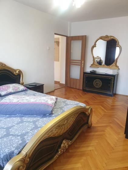 Apartament cu 2 camere decomandat în Lotrioara