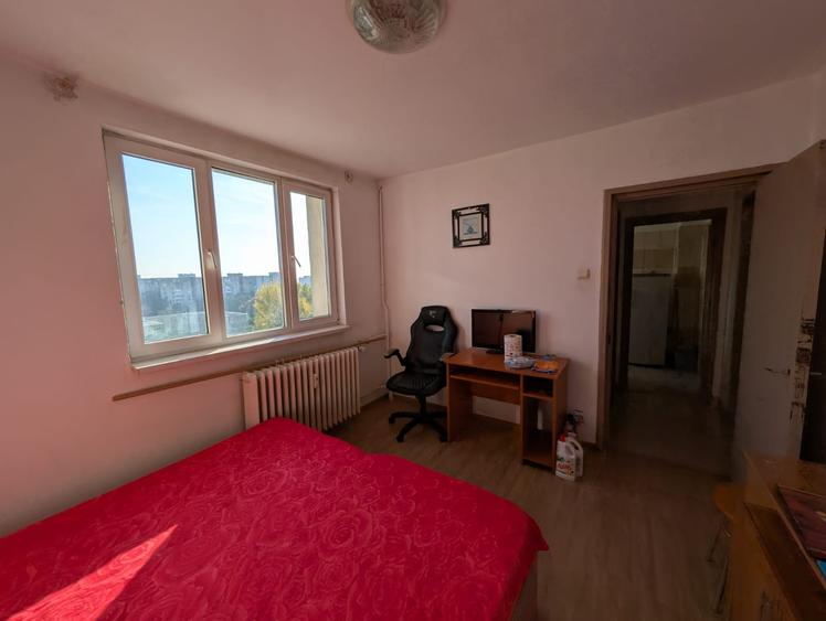 Apartament cu 2 camere decomandat în Drumul Taberei