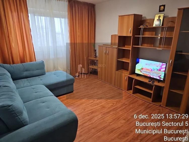 Apartament cu 2 camere decomandat în Ferentari