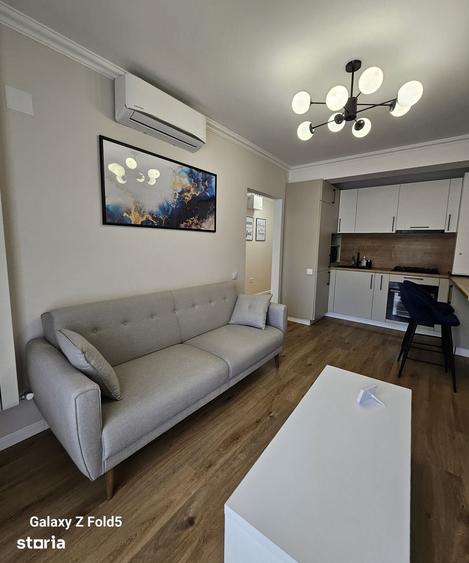 Apartament cu 2 camere decomandat în Cantemir