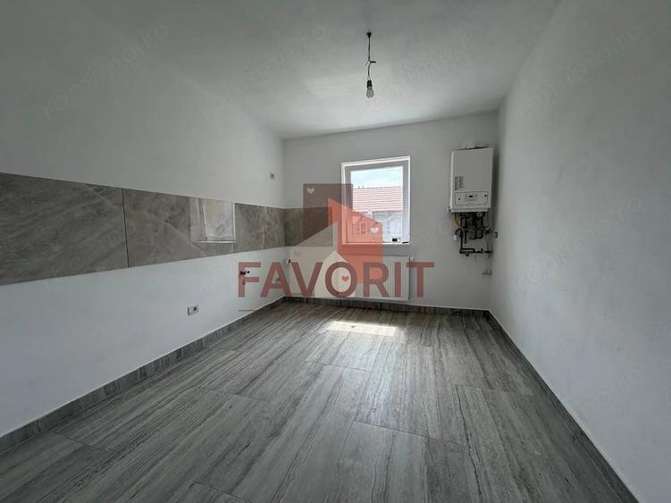Casă cu Teren 480 Mp în Utvin