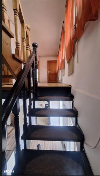 Casă cu 4 camere cu Teren 124 Mp în Rucăr