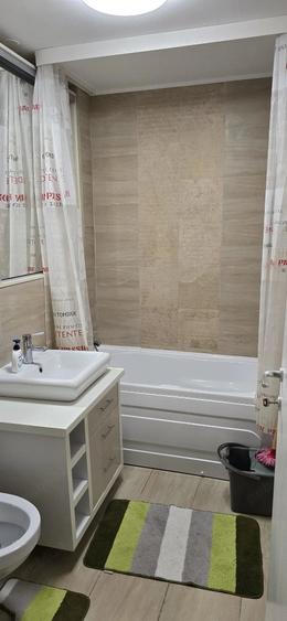 Apartament cu 2 camere semidecomandat în Ștefăneștii de Jos