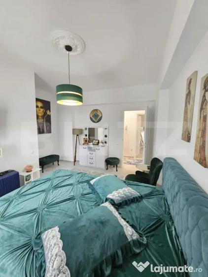 Apartament cu 3 camere decomandat, mobilat în Central