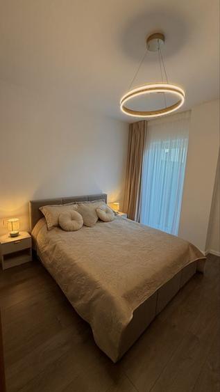 Apartament cu 2 camere decomandat în Exterior Vest