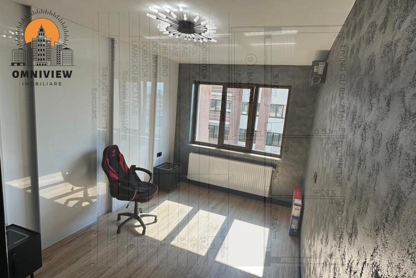 Apartament cu 4 camere decomandat în Tractorul