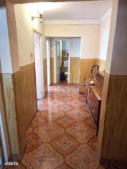 Apartament cu 4 camere decomandat în Unirii Sud