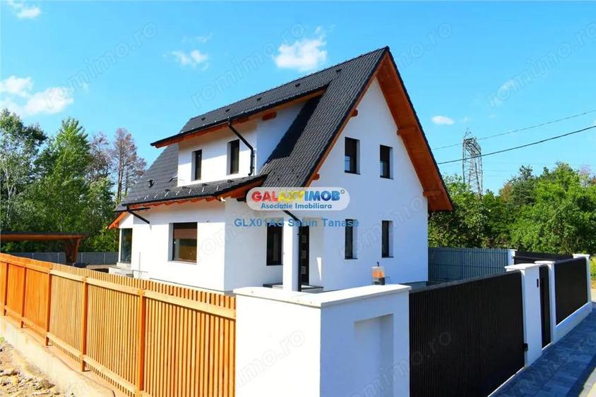 Casă cu 4 camere cu Teren 700 Mp în Rolast