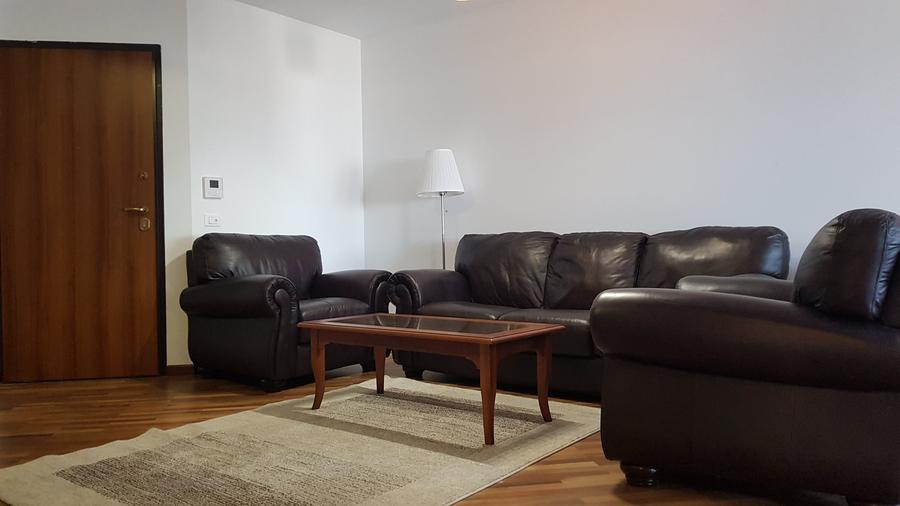 Apartament cu 3 camere decomandat în Calea Dumbrăvii