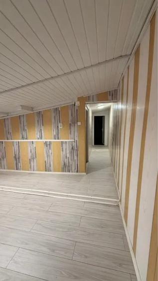Casă cu 5 camere în Ferentari