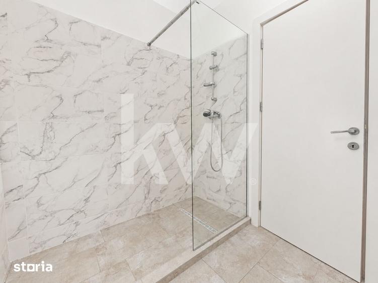 Apartament cu 3 camere în Stupini