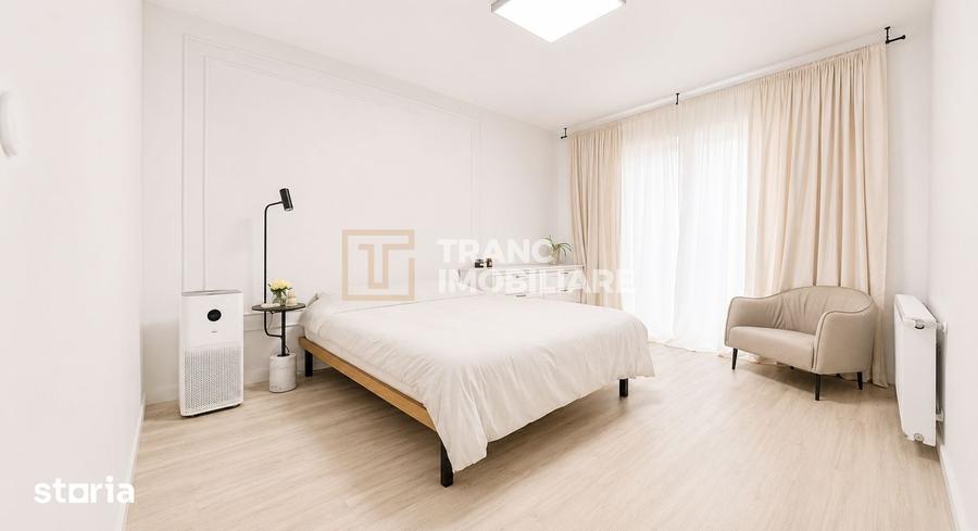 Casă cu 3 camere semidecomandat cu Teren 433 Mp în Vladimirescu