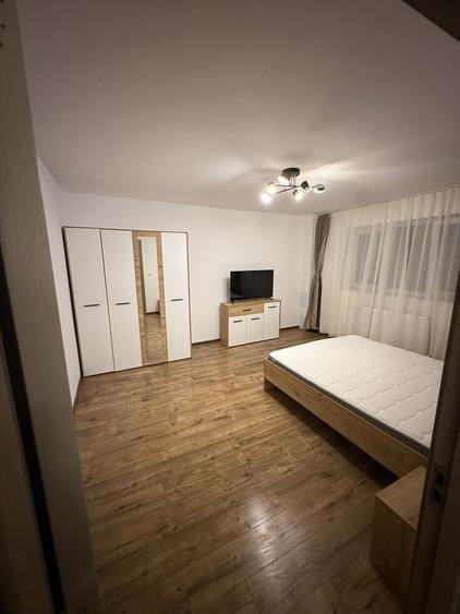 Garsonieră decomandată în Exterior Vest