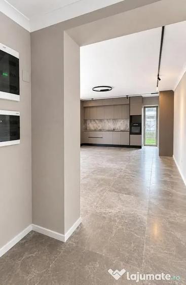 Apartament cu 2 camere decomandat în Băneasa