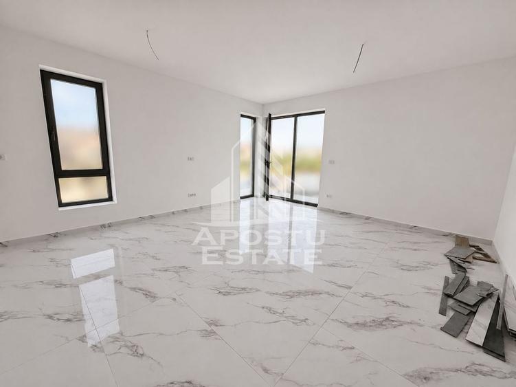 Apartament cu 2 camere semidecomandat în Giroc