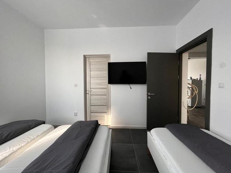 Casă cu 2 camere cu Teren 250 Mp în Central
