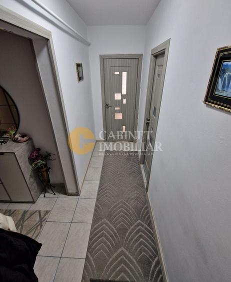 Apartament cu 2 camere decomandat, mobilat în Alexandru cel Bun