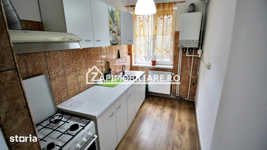 Apartament cu 2 camere decomandat, mobilat în Central