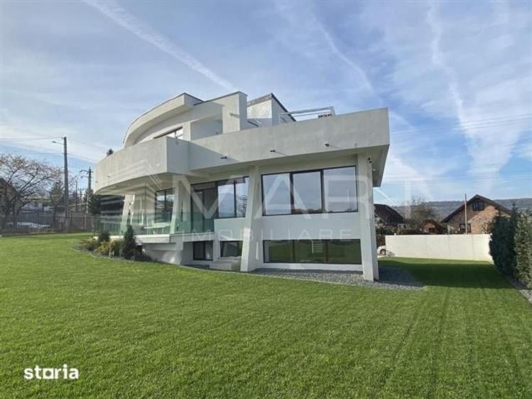 Vila de lux 5 camere +1500mp teren Cisnadie - 14