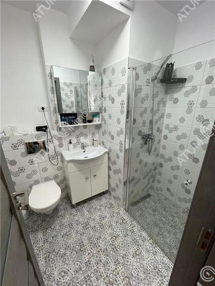 Apartament cu 2 camere decomandat în Exterior Vest