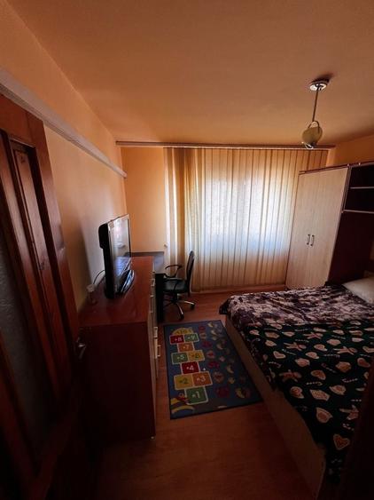 Apartament cu 2 camere decomandat în Exterior Vest