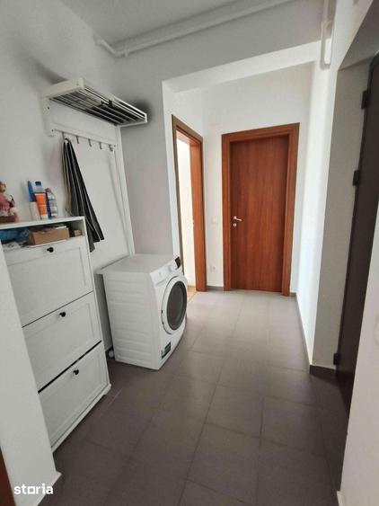 Apartament cu 2 camere decomandat în Apărătorii Patriei