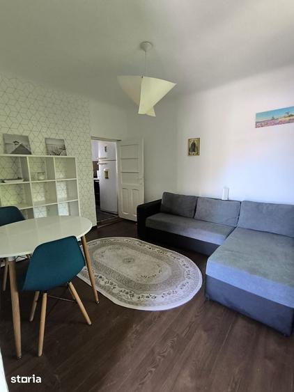 Casă cu 2 camere cu Teren 30 Mp în Piața Unirii