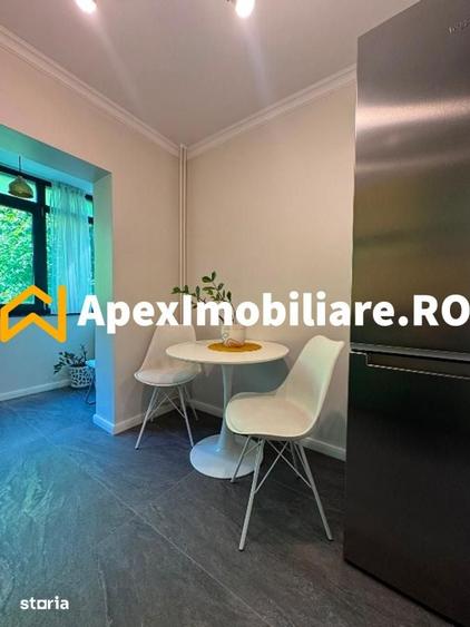 Apartament cu 2 camere decomandat în Berceni