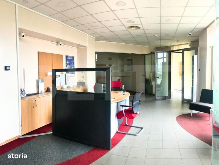 Spațiu comercial, de 160 mp, în Micro 3