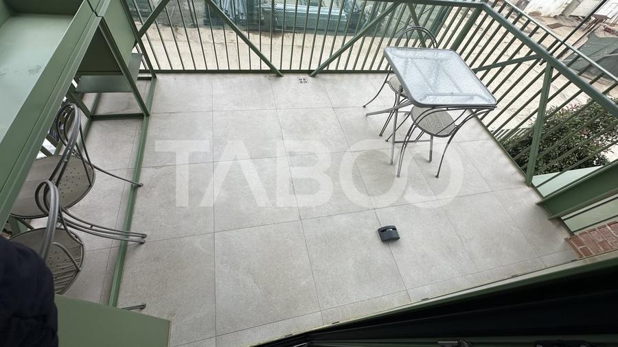 Apartament cu 2 camere decomandat, mobilat în Piața Cluj