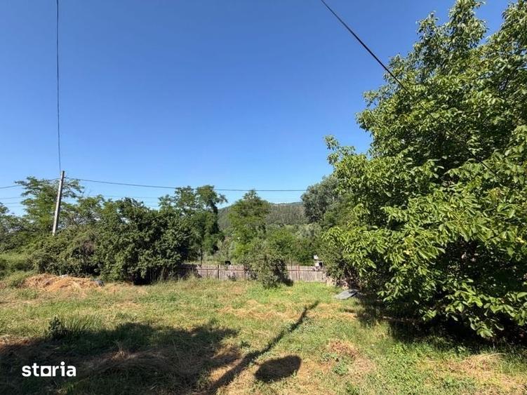 Casă cu 3 camere cu Teren 70 Mp în Murgești