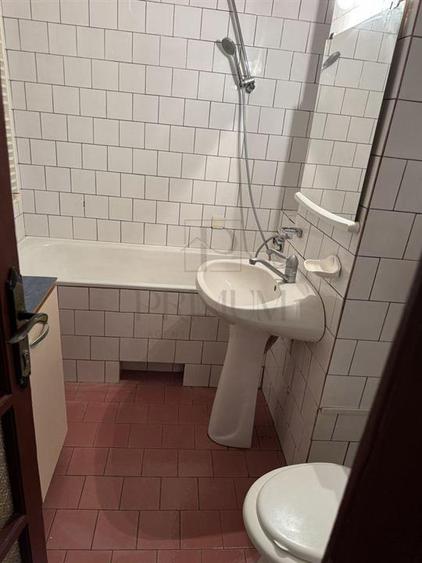 Apartament cu 2 camere decomandat, mobilat în Lipovei