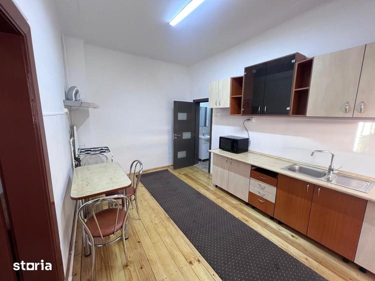 Apartament de inchiriat-in zona foarte buna - 3