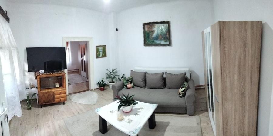 Casă cu 3 camere în Exterior Vest