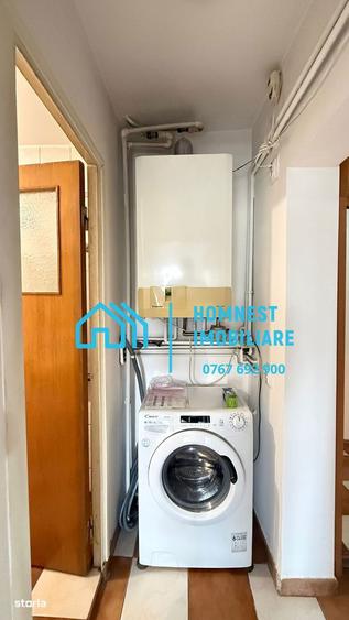 Apartament cu 3 camere decomandat în Giurgiului