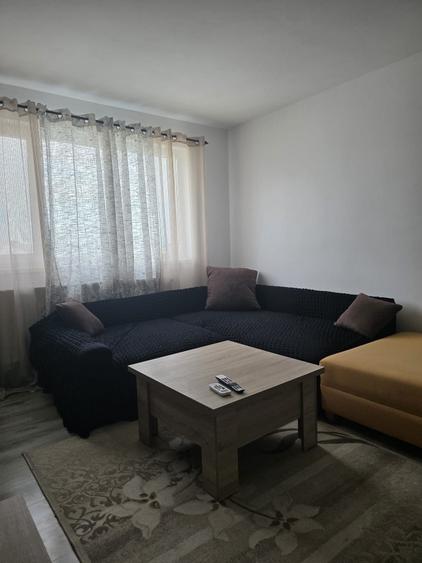 Apartament cu 2 camere semidecomandat în Boboci