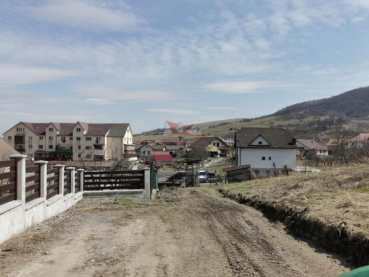 Teren Construcții intravilan de 1188 mp, în Nord-Vest