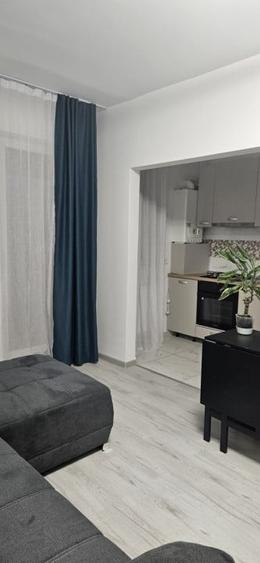 Apartament cu 2 camere decomandat, mobilat în Berceni