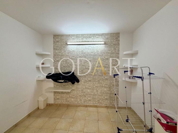 Spațiu comercial, de 137.32000732422 mp, în Lacul Tei