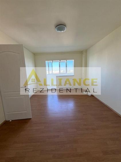 Apartament cu 2 camere semidecomandat, mobilat în Berceni