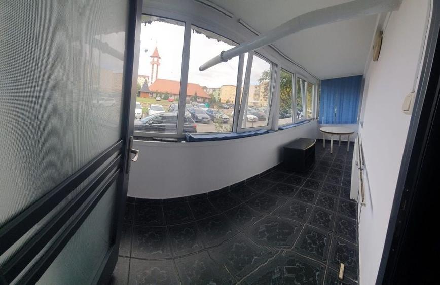 Apartament cu 2 camere decomandat în Lazaret