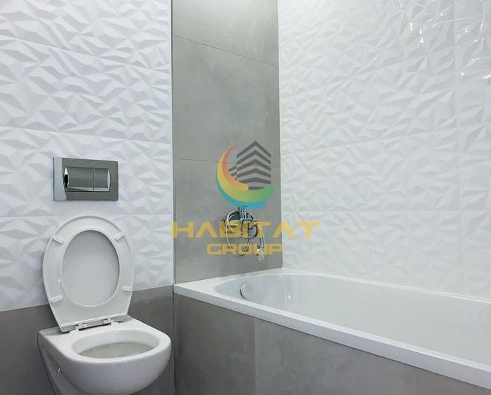 Apartament cu 3 camere semidecomandat în Berceni