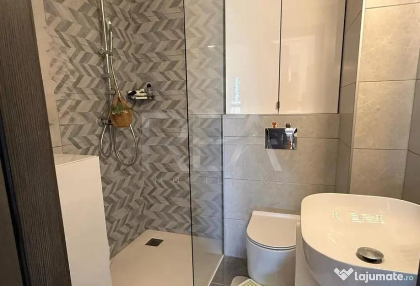 Apartament cu 5 camere decomandat în Herăstrău