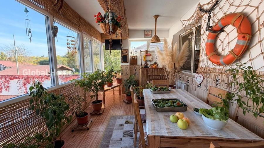 Casă individuală cu 8 camere cu Piscina în Voluntari