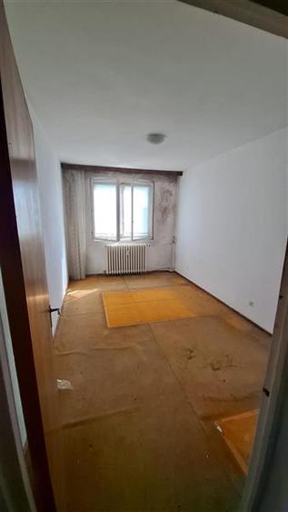 Apartament cu 2 camere decomandat în Dristor