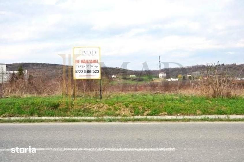 Teren de 3700 mp, în Aninoasa